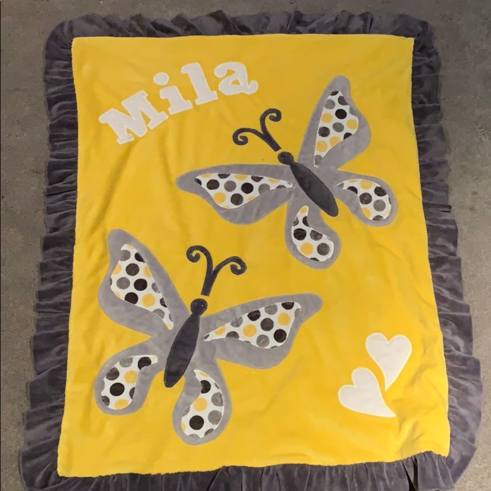 PersonalIzed baby blanket - girls NAME :  MILA